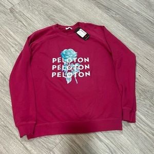 NWT Peloton Crew neck S